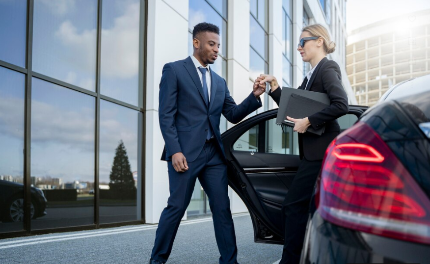 Why Choose a Chauffeur Service in Birmingham Over Traditional Taxis?