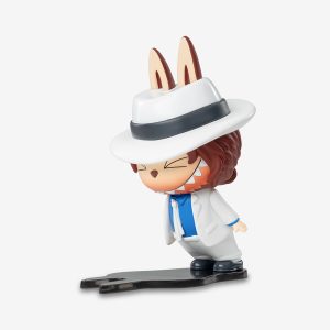 Labubu Shop Combines Urban Fashion Trends with Playful Toy Figures