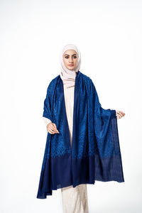 Shawls: A Timeless Blend of Elegance, Warmth, and Tradition